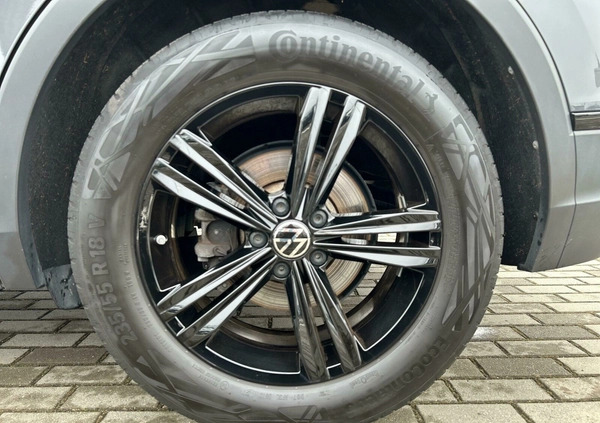 Volkswagen Tiguan cena 164900 przebieg: 19626, rok produkcji 2021 z Zambrów małe 781
